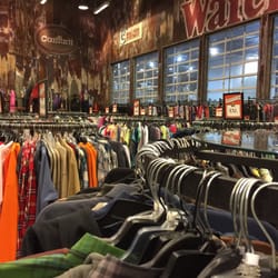Bass Pro Shops
